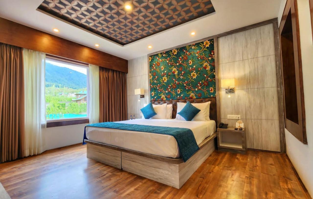 The Walnut Creek Pahalgam 호텔 외부 사진