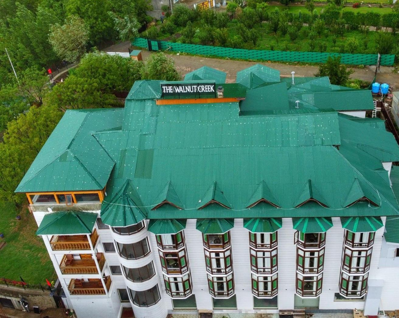 The Walnut Creek Pahalgam 호텔 외부 사진